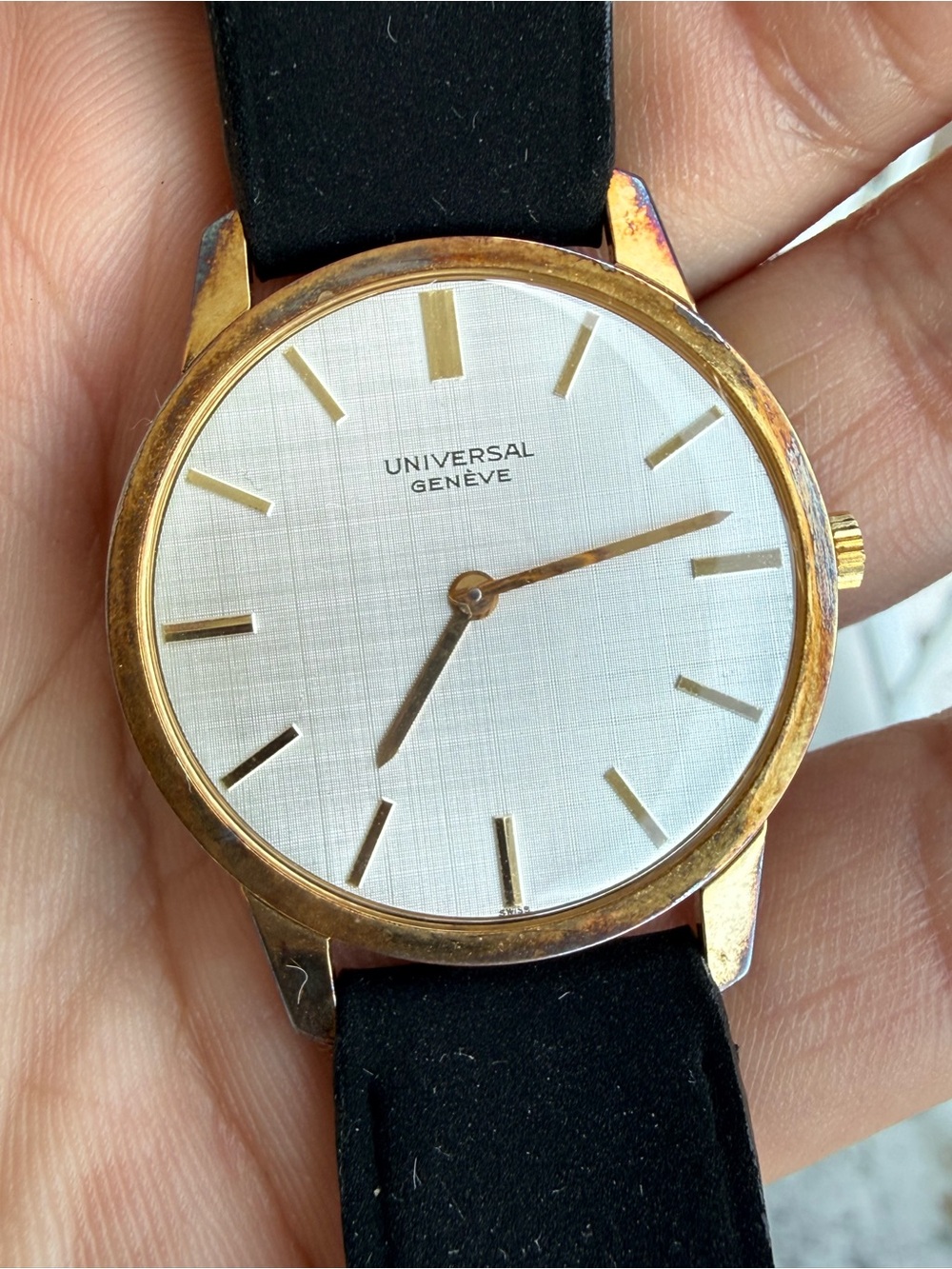 Universal Genève Ultra Thin  Watch Cal 820 1960’s 32mm With box